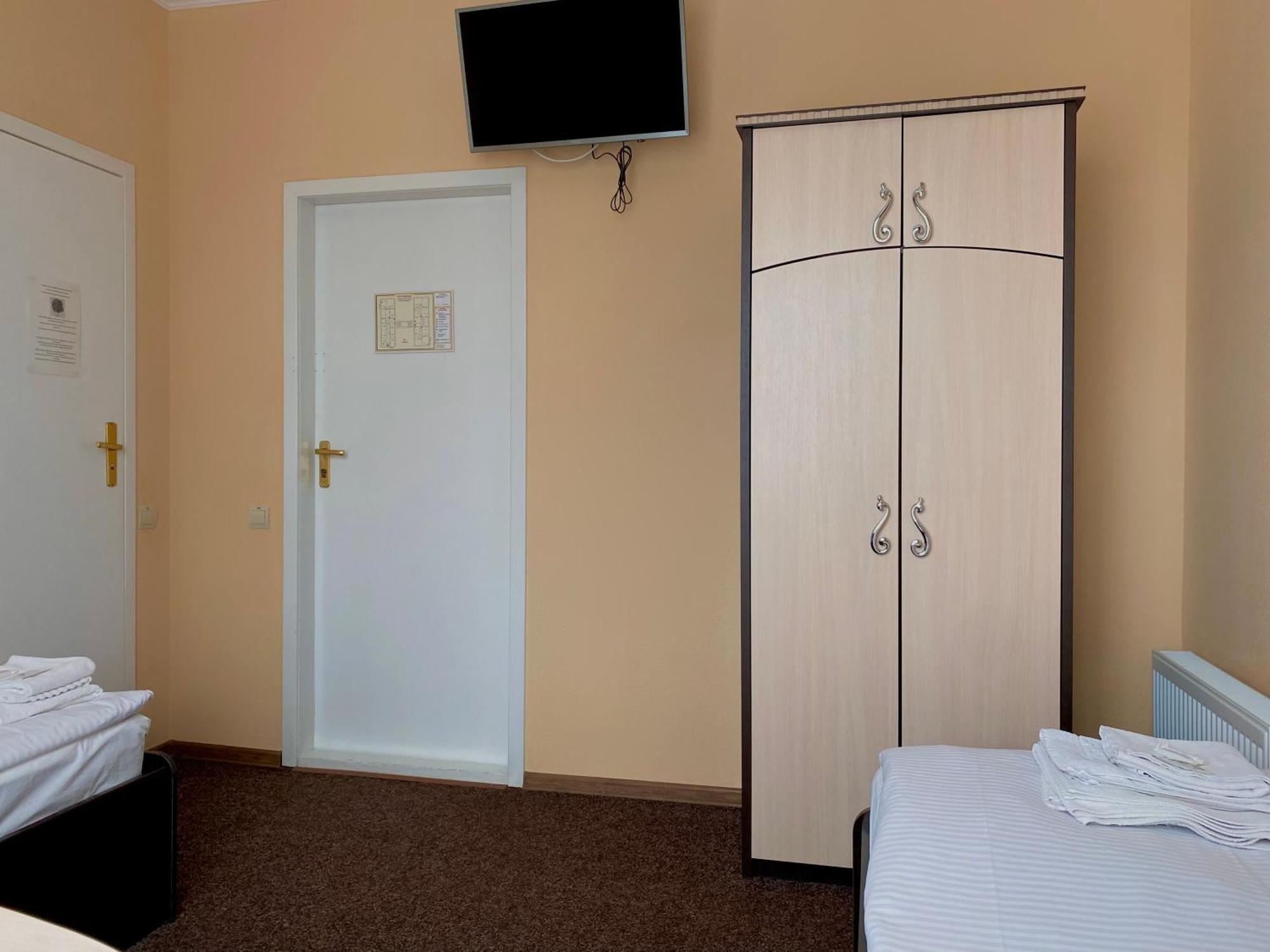 Орхідея Hotel Romny Luaran gambar