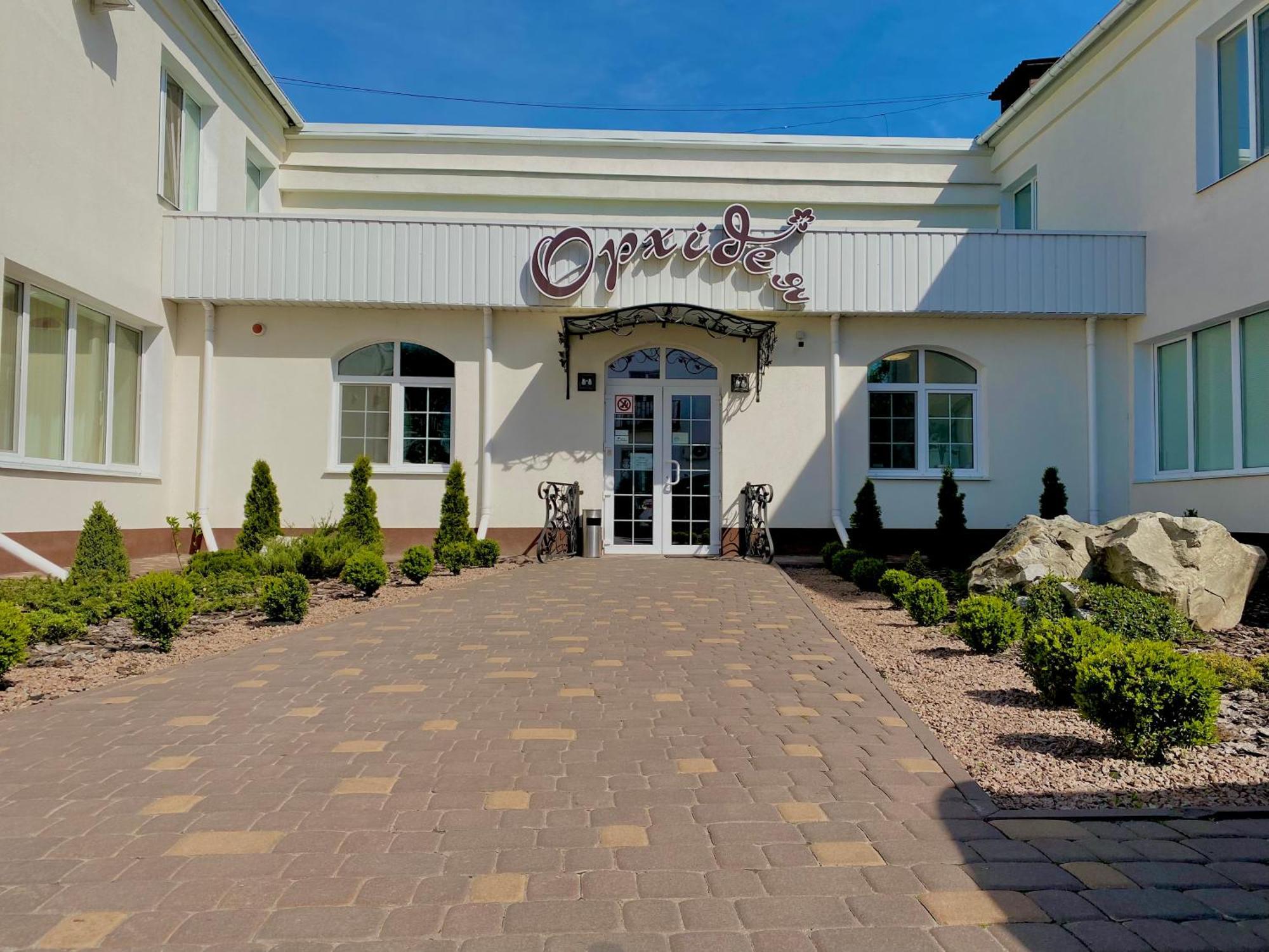 Орхідея Hotel Romny Luaran gambar