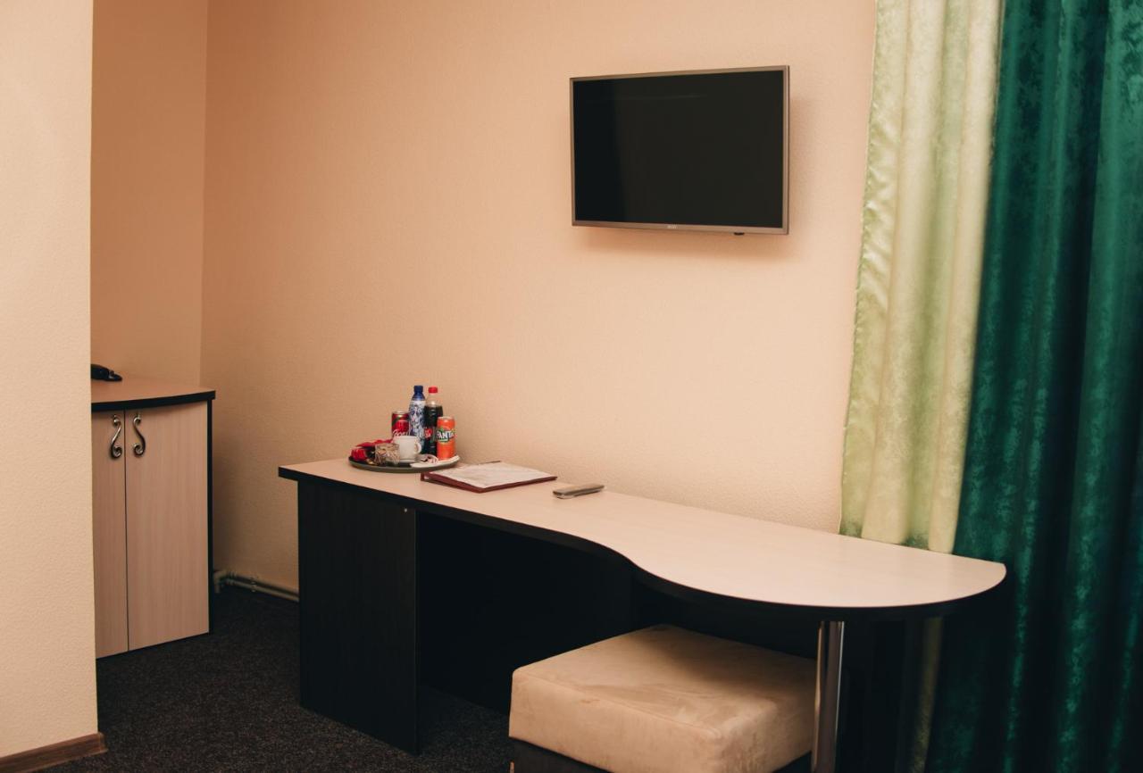 Орхідея Hotel Romny Luaran gambar